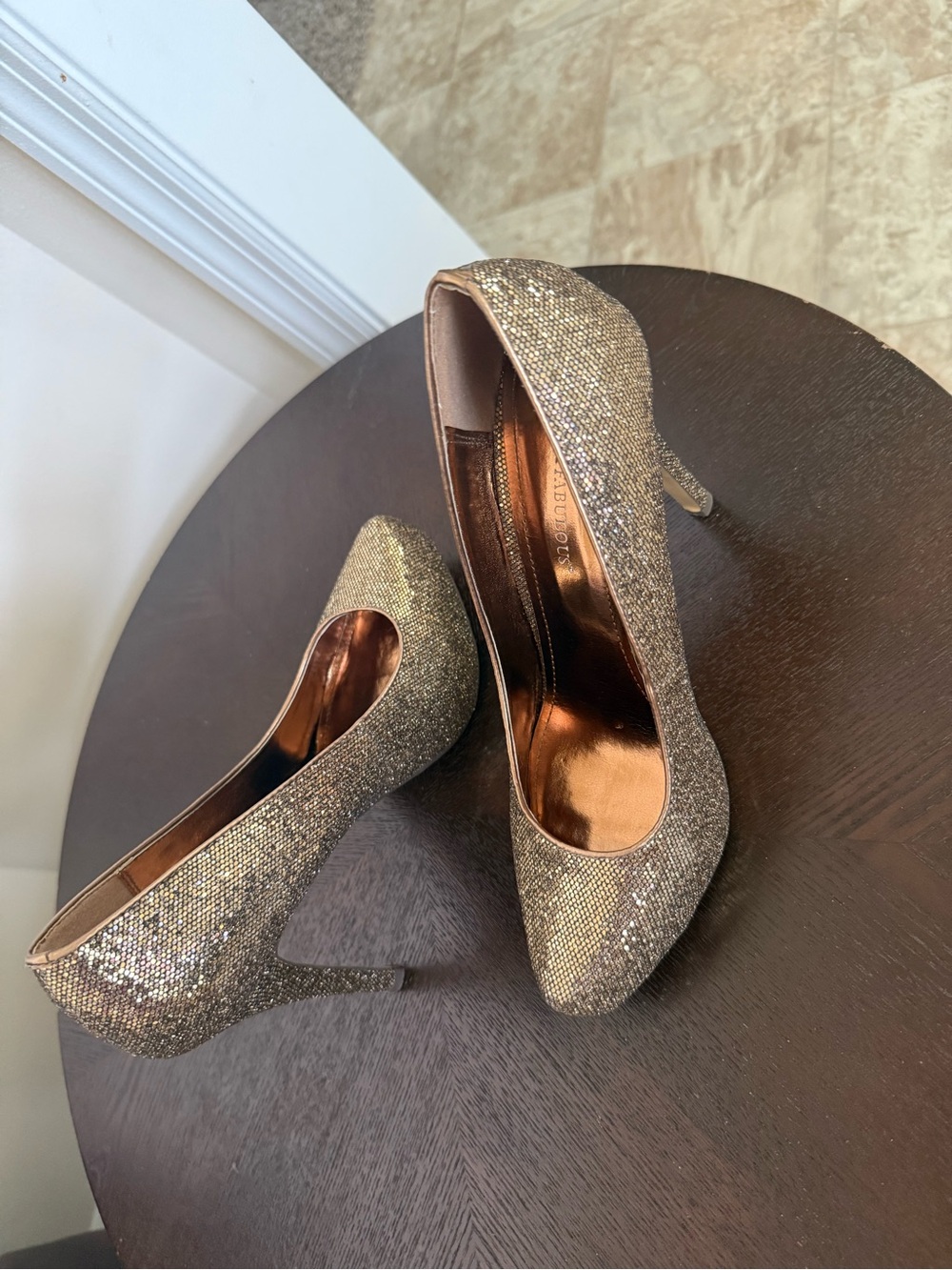 Sparkling Gold Glitter Stiletto Pumps for Women